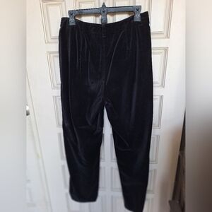 Liz Wear Black Velvet Jeans Sz8? Pockets Zip Front Sm Wear Mark on Back